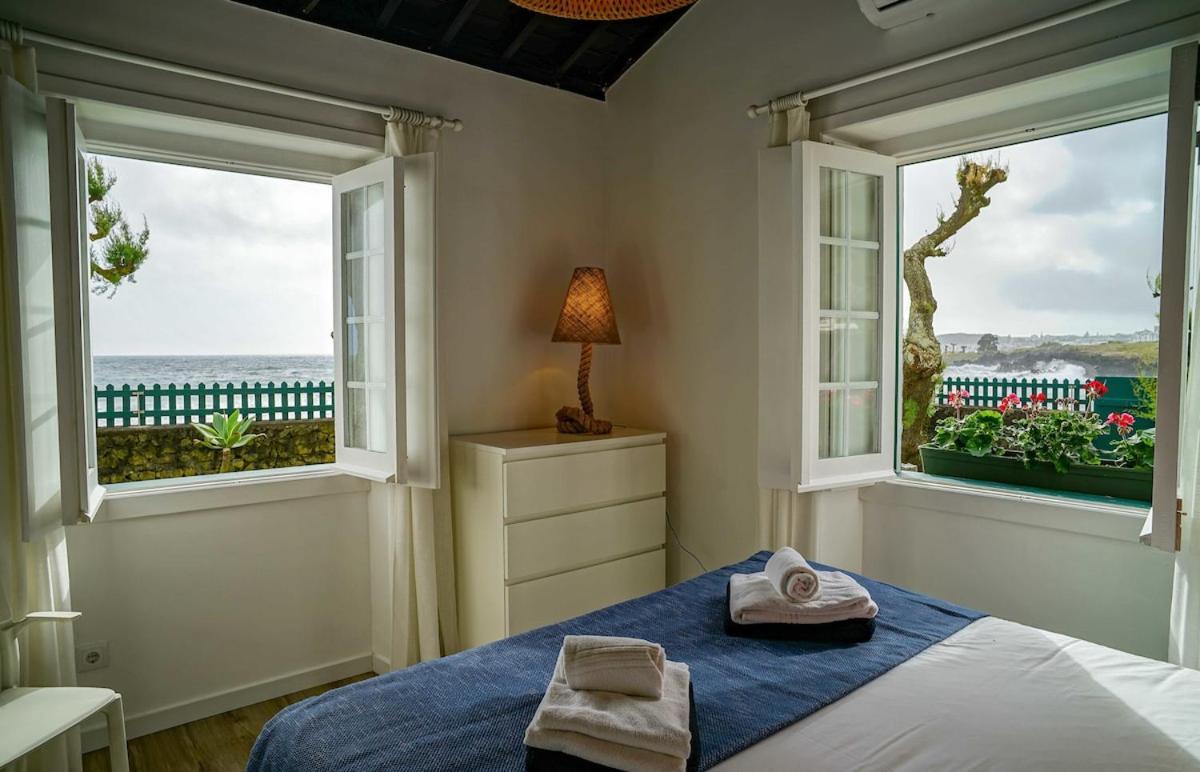 הוילה Ponta Delgada Oceanfront Casa Do Mirante מראה חיצוני תמונה