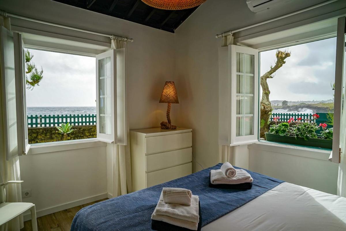 הוילה Ponta Delgada Oceanfront Casa Do Mirante מראה חיצוני תמונה