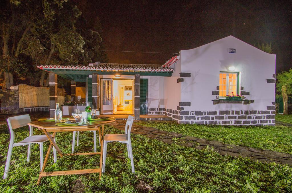 הוילה Ponta Delgada Oceanfront Casa Do Mirante מראה חיצוני תמונה