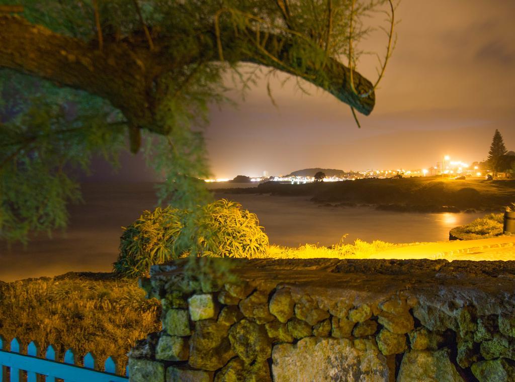 הוילה Ponta Delgada Oceanfront Casa Do Mirante מראה חיצוני תמונה